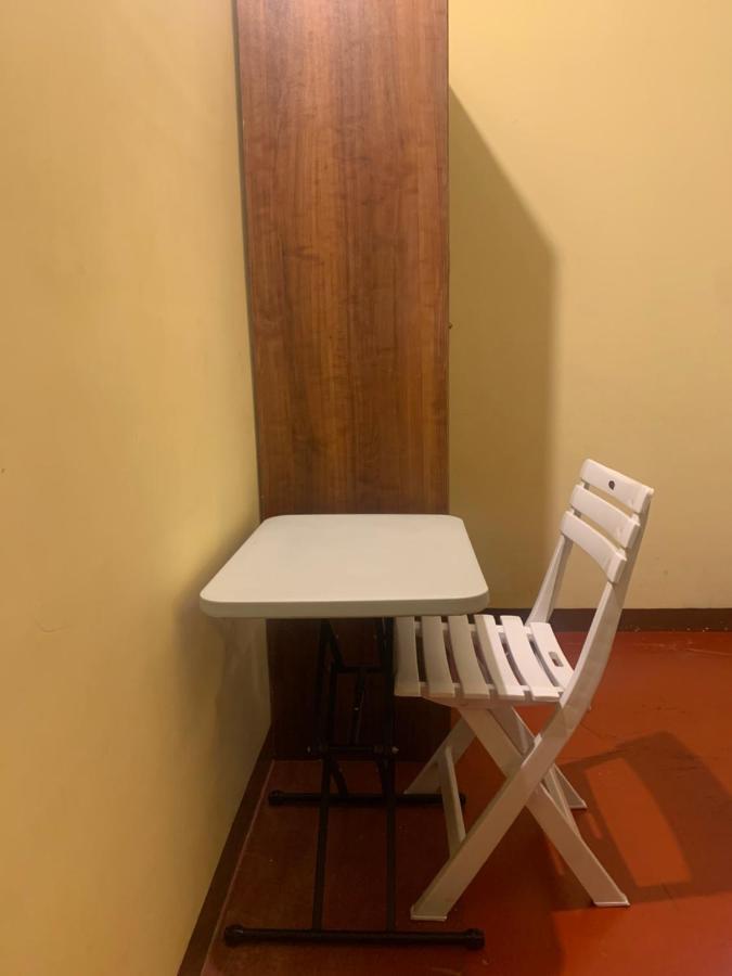 Cafe Sola Bnb Shillong Buitenkant foto